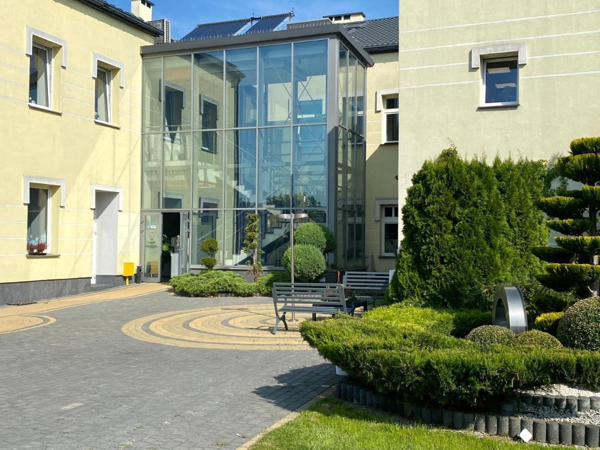 Apartamenty I Pokoje „Pod Jedynka” Konstantynów Łódzki Kültér fotó
